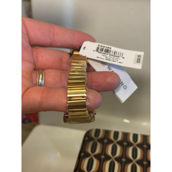 Fossil Raquel ES5389 — All-Gold Tone, 23 mm Rectangular - Picture 12 of 17